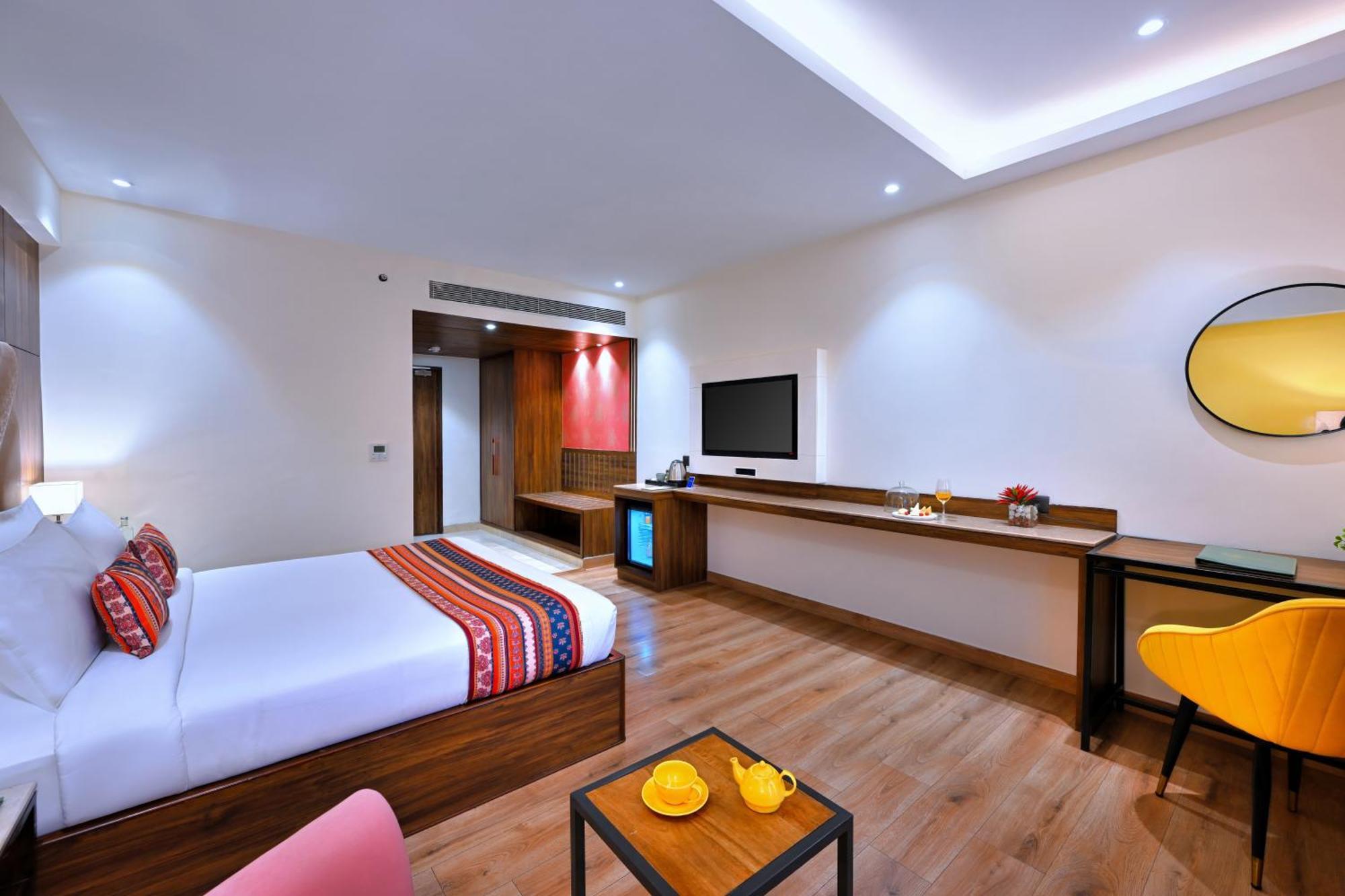 מלון אגרה Golden Tulip Agra מראה חיצוני תמונה