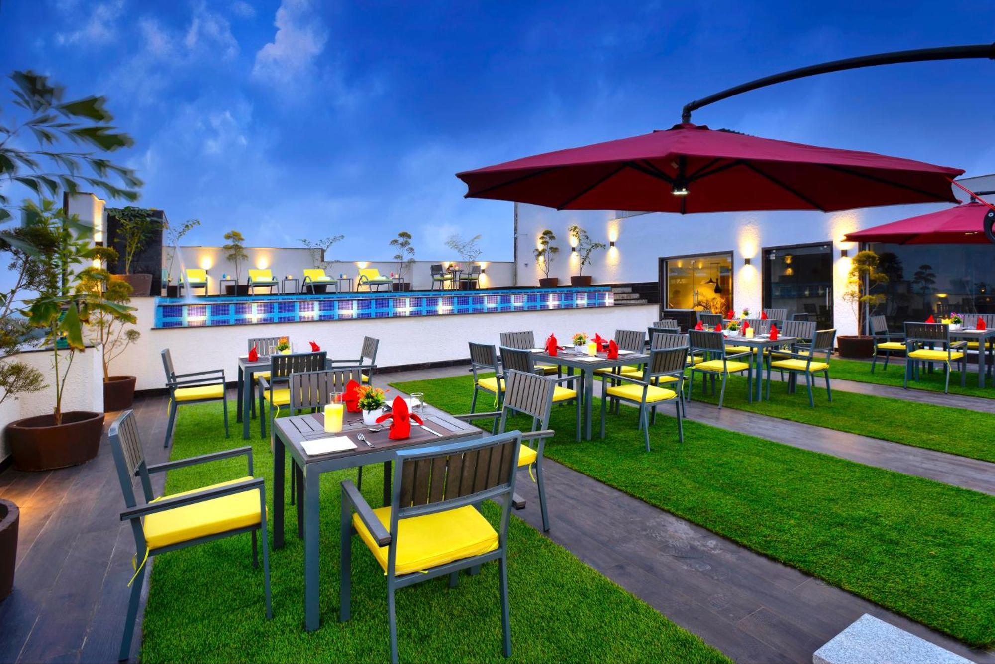 מלון אגרה Golden Tulip Agra מראה חיצוני תמונה