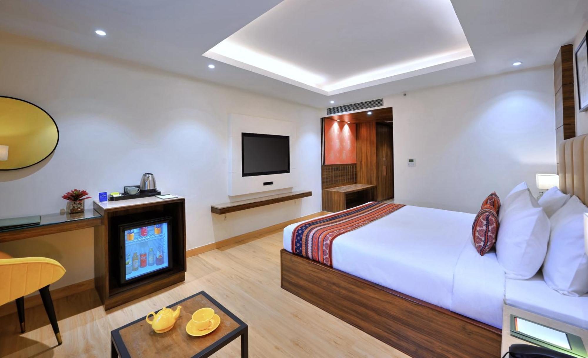 מלון אגרה Golden Tulip Agra מראה חיצוני תמונה