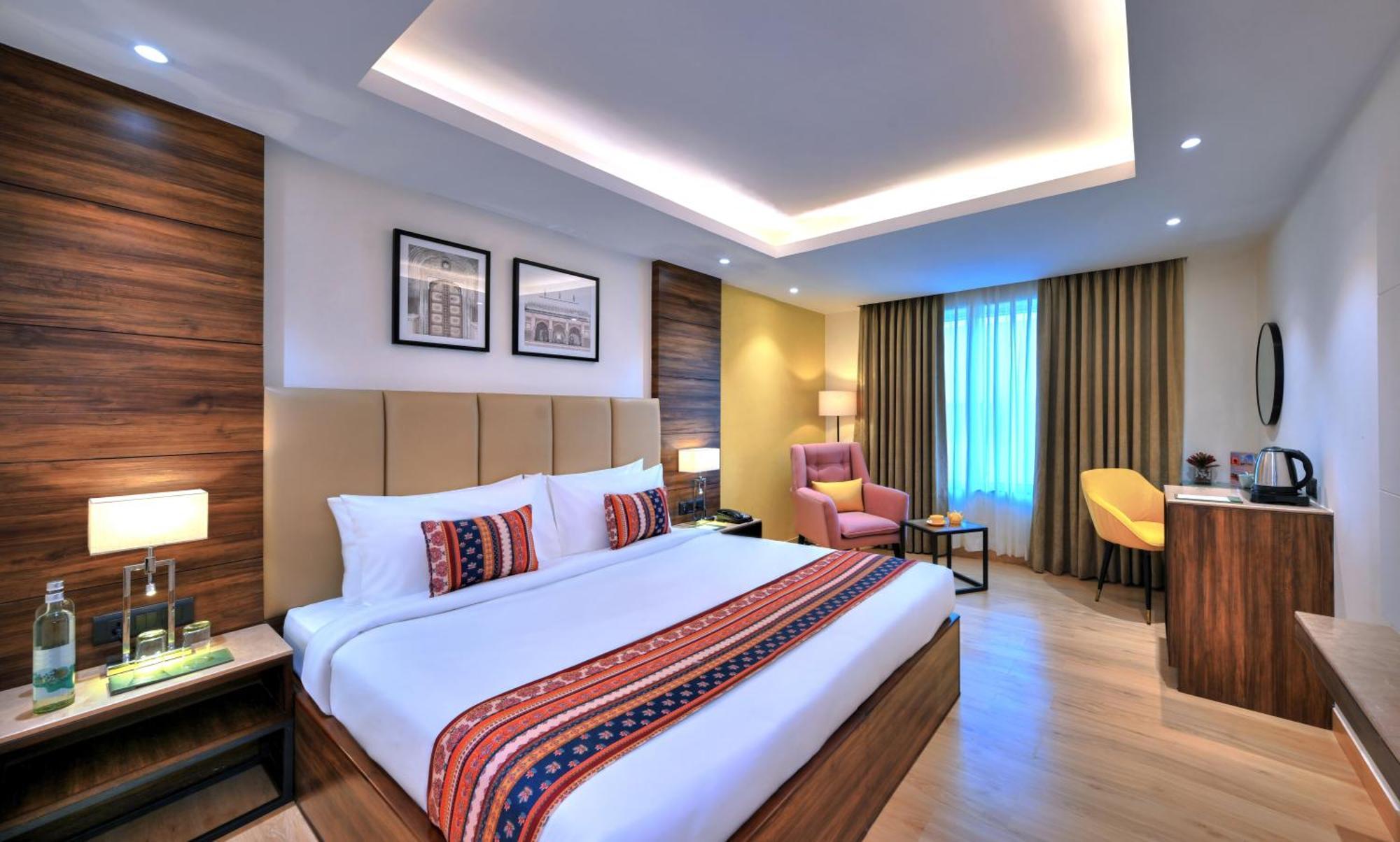 מלון אגרה Golden Tulip Agra מראה חיצוני תמונה