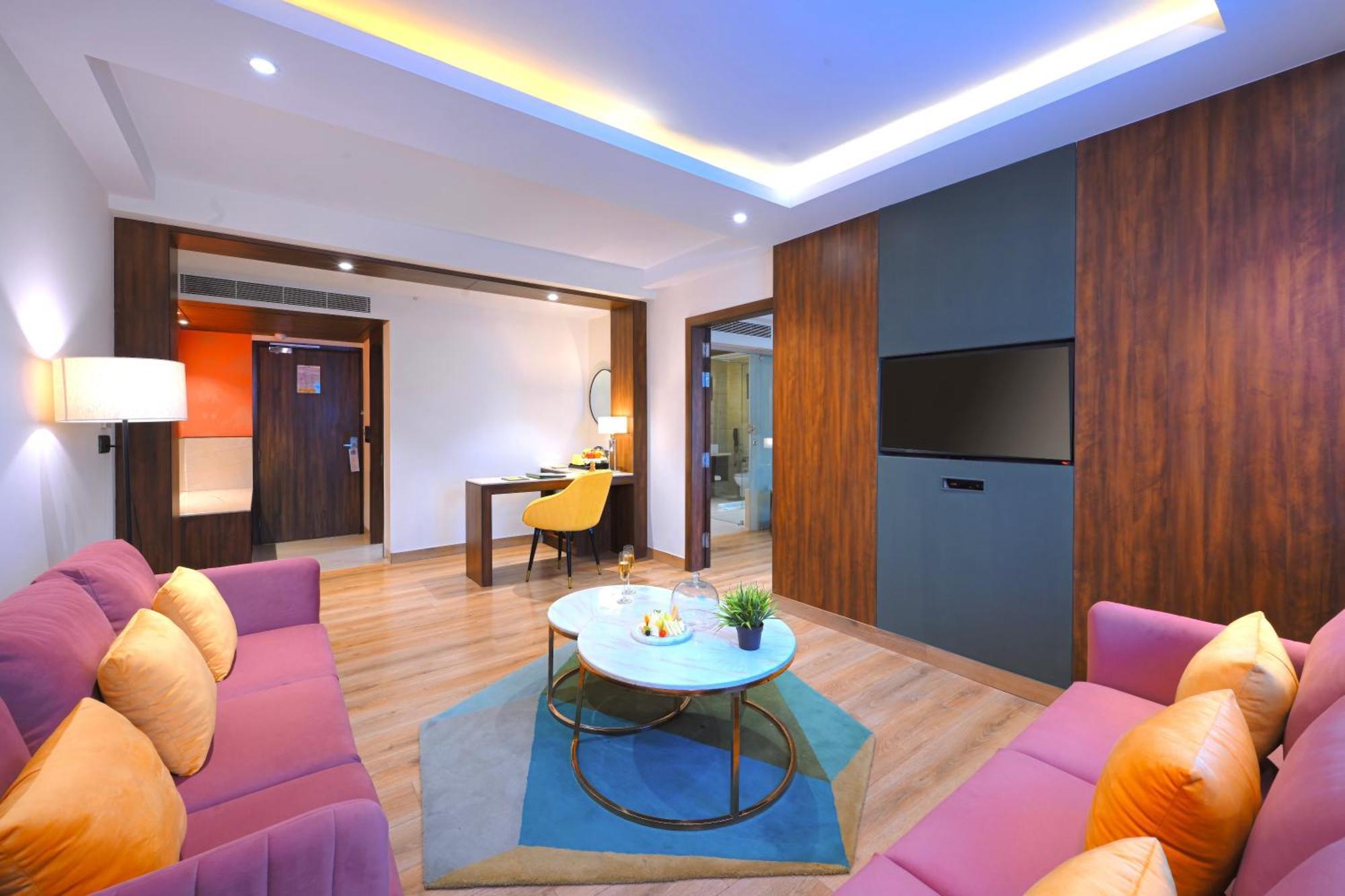 מלון אגרה Golden Tulip Agra מראה חיצוני תמונה